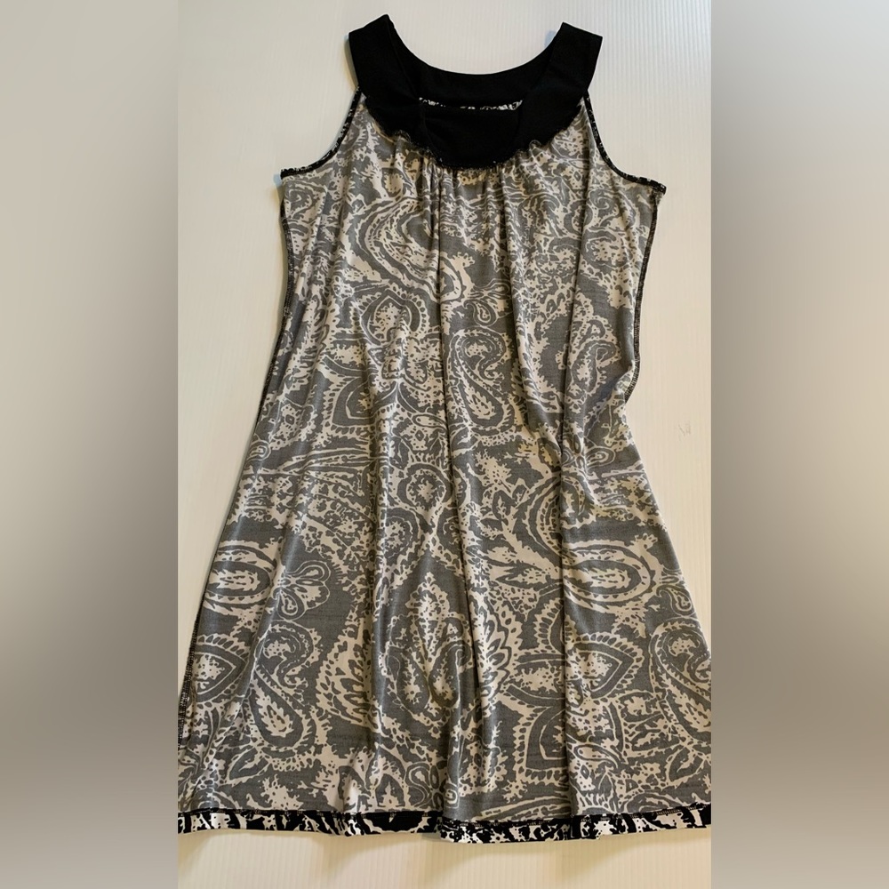 Hartfield Design LARGE Sleeveless Dress with Bejeweled Neckline - Picture 8 of 16